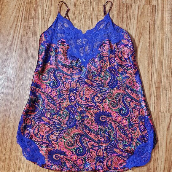 Vintage Gold Label 90's Victoria's Secret Short Nightie - Picture 5 of 6